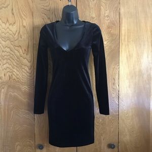 ✨NEW✨ Forever 21 Black Velvet Bodycon Dress